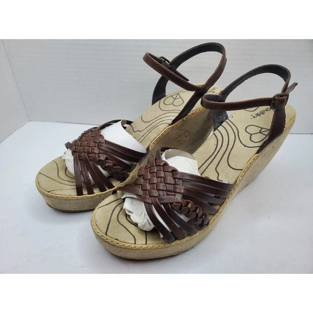 Union Bay Sandals Women 8.5 Brown Strappy Casual Wedge Heels Fast Shipping